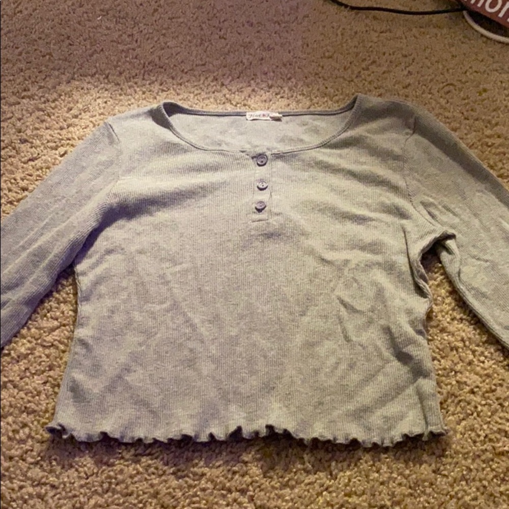 Grey long sleeve